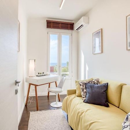 #24 Marie-Claire Suite Sea View/Balcony/Ac/5Min Port วีลล์ฟรองซ์-ซูร์-แมร์ ภายนอก รูปภาพ