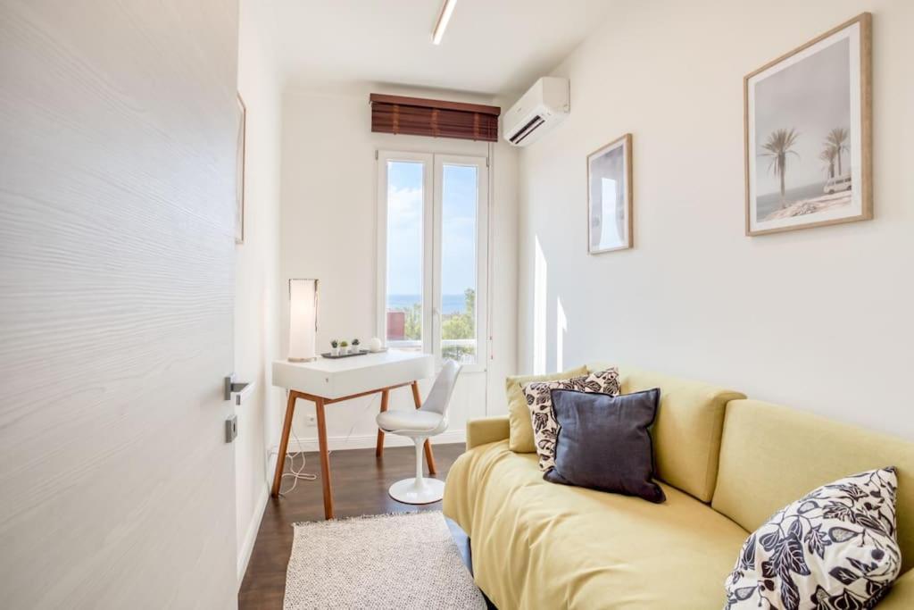 #24 Marie-Claire Suite Sea View/Balcony/Ac/5Min Port วีลล์ฟรองซ์-ซูร์-แมร์ ภายนอก รูปภาพ