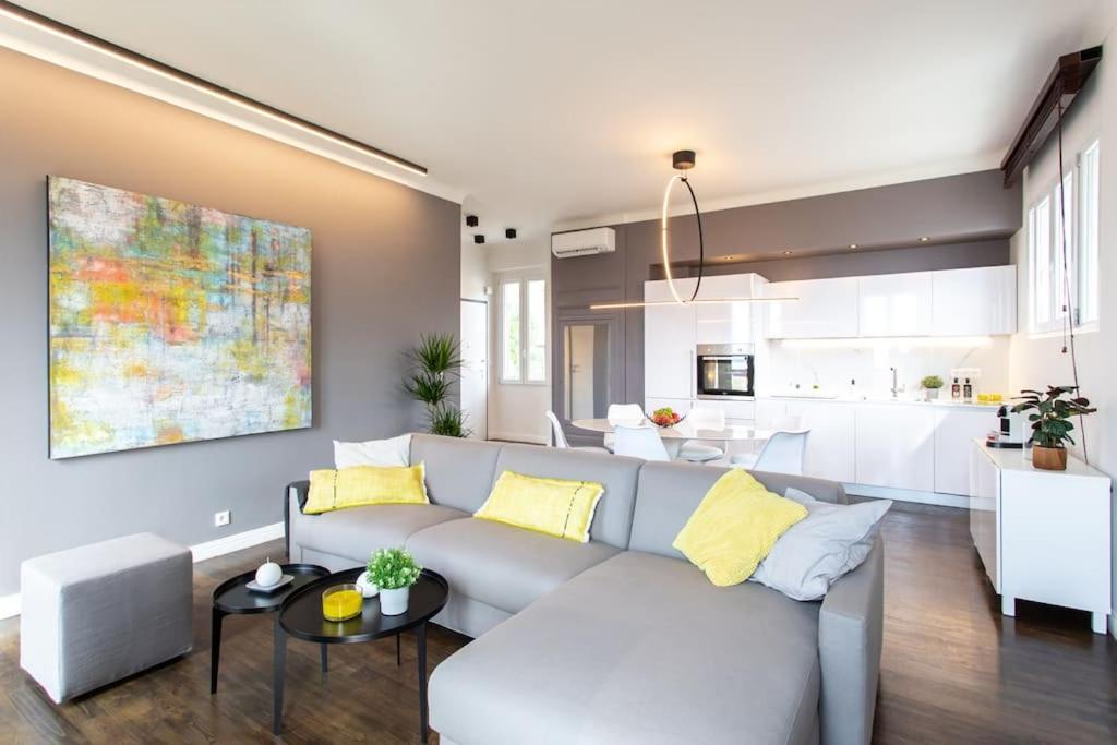 #24 Marie-Claire Suite Sea View/Balcony/Ac/5Min Port วีลล์ฟรองซ์-ซูร์-แมร์ ภายนอก รูปภาพ