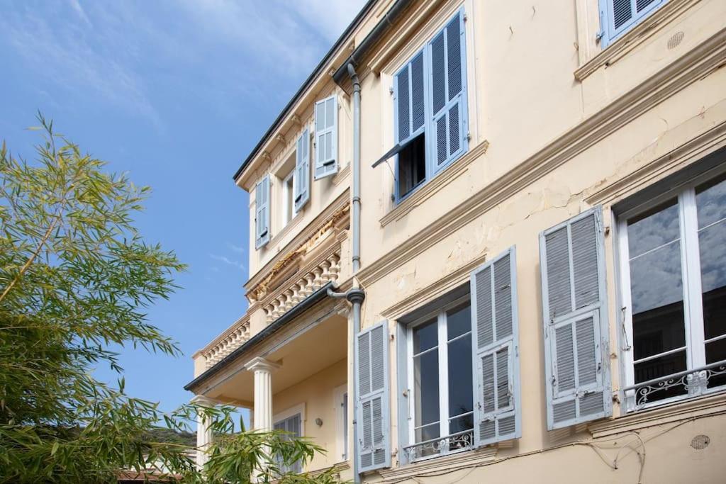 #24 Marie-Claire Suite Sea View/Balcony/Ac/5Min Port วีลล์ฟรองซ์-ซูร์-แมร์ ภายนอก รูปภาพ